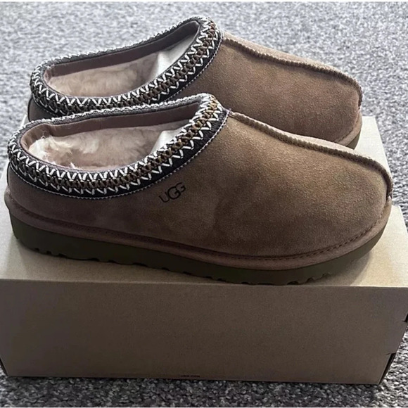 UGG Shoes - New in Box. Ugg Tasman slippers. Chestnut size 8